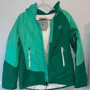 Mountain hard wear jacket